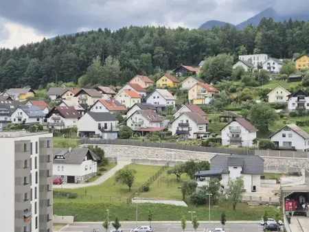 Na Šancah popolna zapora zaradi sanacije vozišča